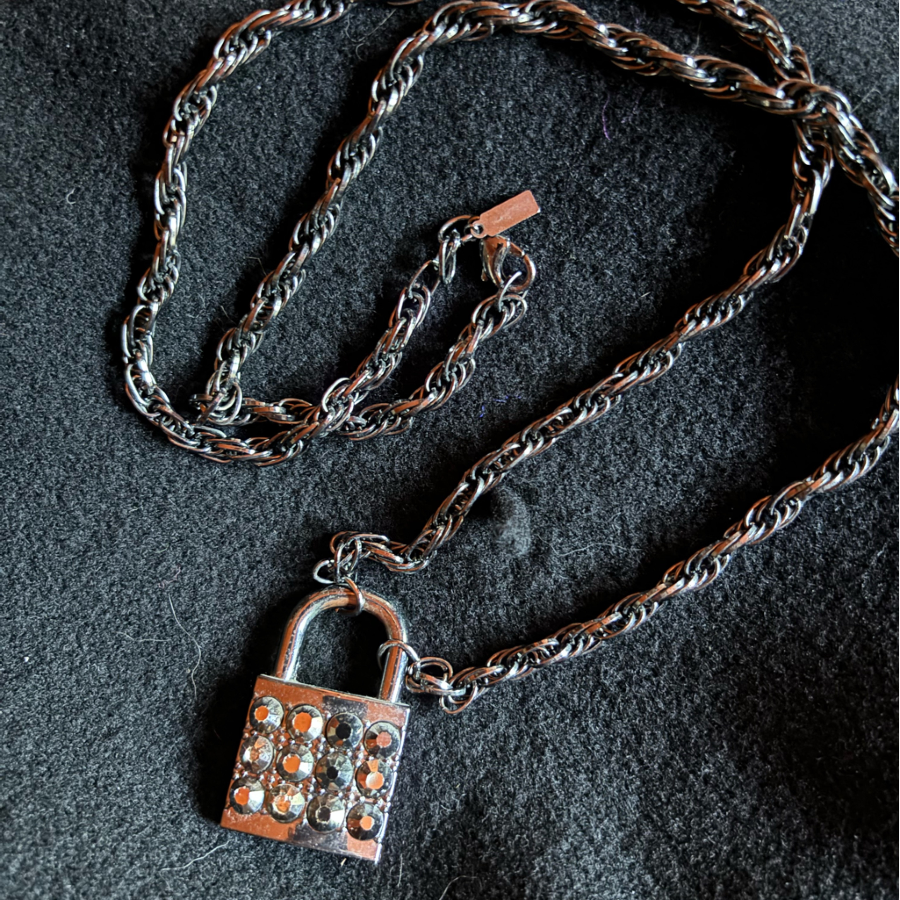 Silver Lock Necklace With Metallic Gem Elements